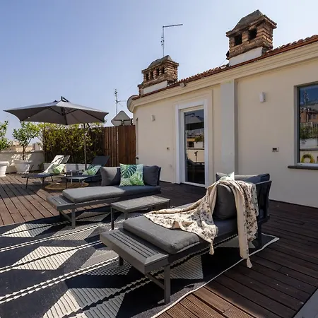 Maria Luxury With View Terrace Apartment